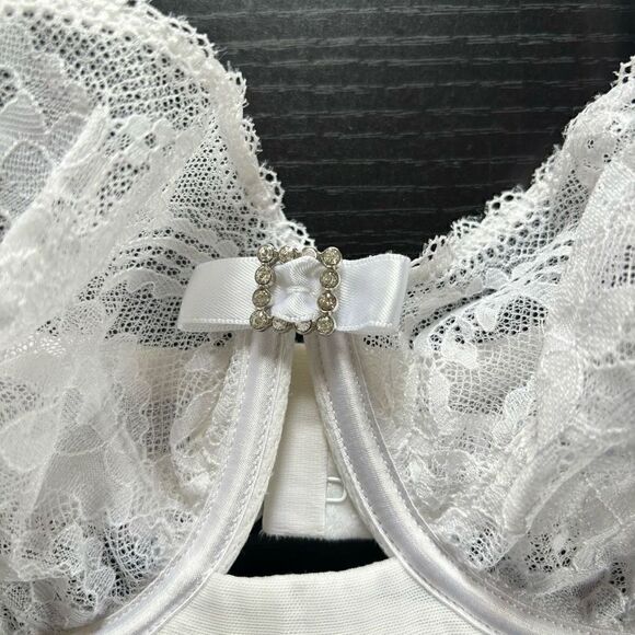 Victoria’s Secret I do collection lace bra white 34D - Picture 11 of 11